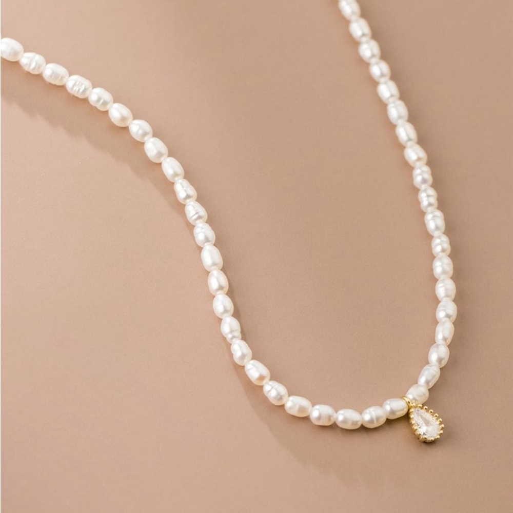 925 Sterling Silver Imitation Pearl Round Minimalist Necklace
